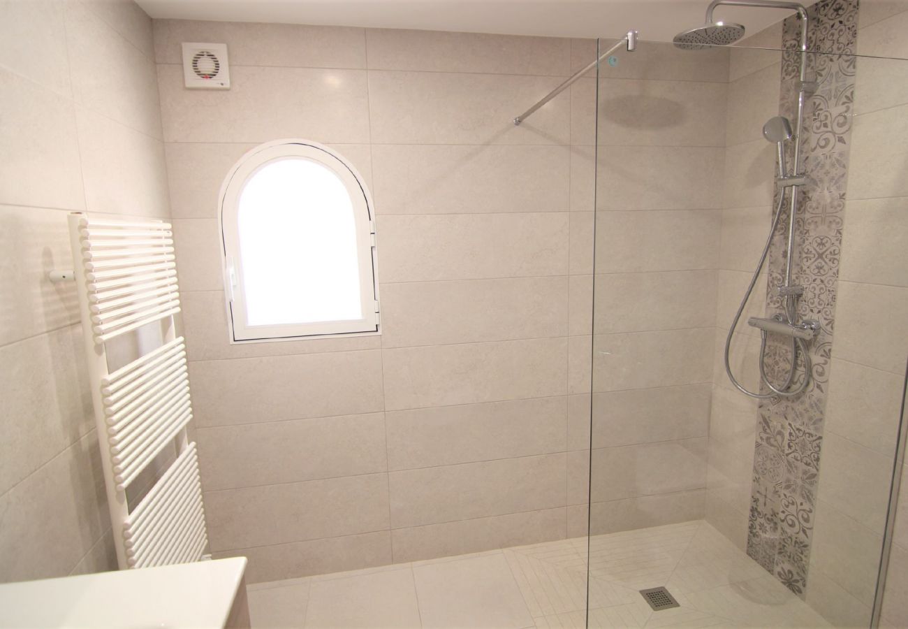 Вилла на Кальпе / Calpe - MARYVILLA0220-Wifi y Parking Gratis-Cerca Playa Вилла на Кальпе / Calpe - MARYVILLA0220-Wifi y Parking Gratis-Cerca Playa