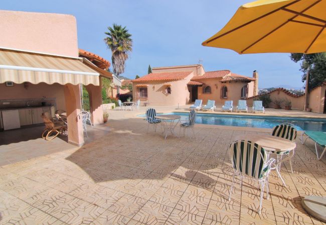 Вилла на Calpe - MARYVILLA0140-Gran Vista-Wifi y Parking Gratis. Вилла на Calpe - MARYVILLA0140-Gran Vista-Wifi y Parking Gratis.