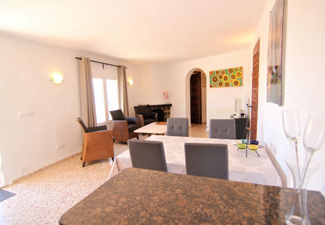 Вилла на Calpe - MARYVILLA0140-Gran Vista-Wifi y Parking Gratis. Вилла на Calpe - MARYVILLA0140-Gran Vista-Wifi y Parking Gratis.