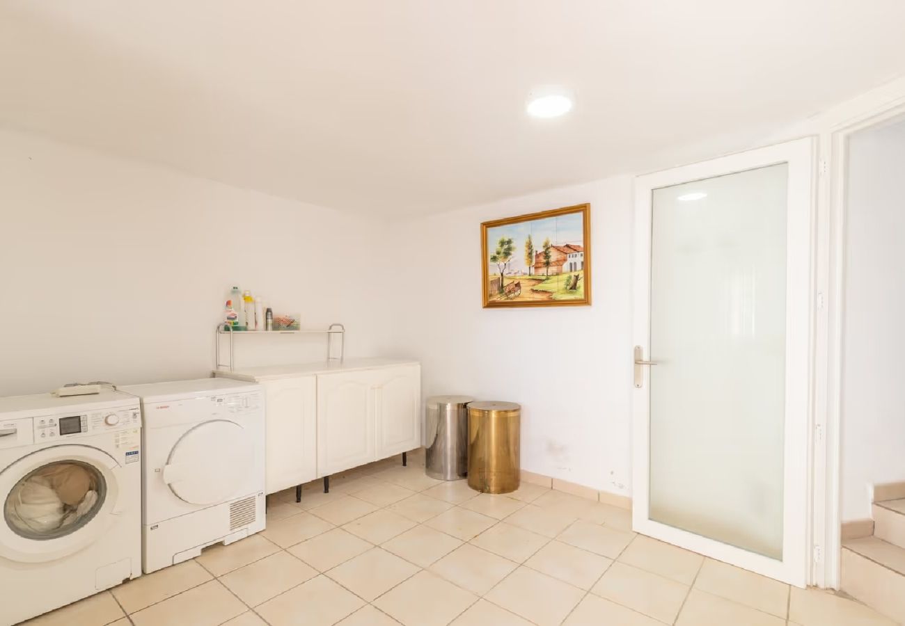 Вилла на Кальпе / Calpe - Maryvilla0239-Cerca de la Playa-Vistas-Parking gra Вилла на Кальпе / Calpe - Maryvilla0239-Cerca de la Playa-Vistas-Parking gra